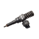 Injecteur pour VOLKSWAGEN Golf 4 (1J1) 1.9 TDI 116 CV - 0414720035
